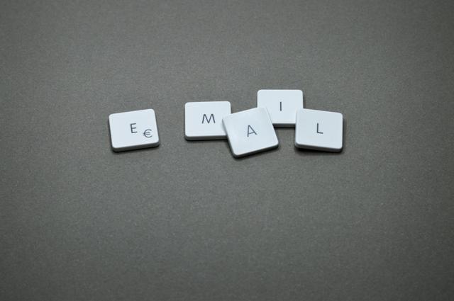 custom-email